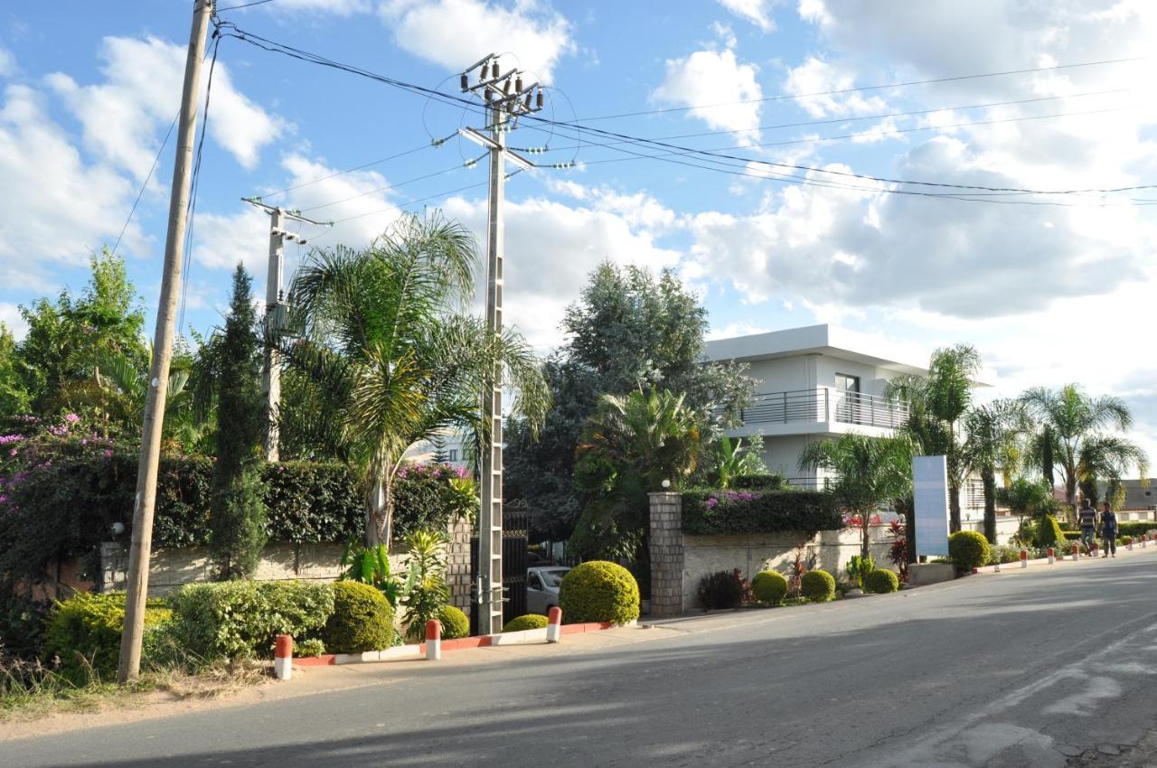 Sky blue hôtel&espace Alasora Ngoại thất bức ảnh