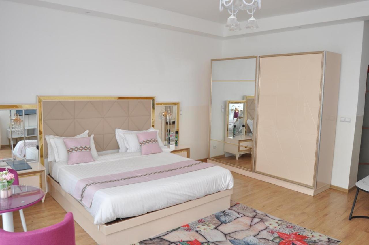Sky blue hôtel&espace Alasora Ngoại thất bức ảnh