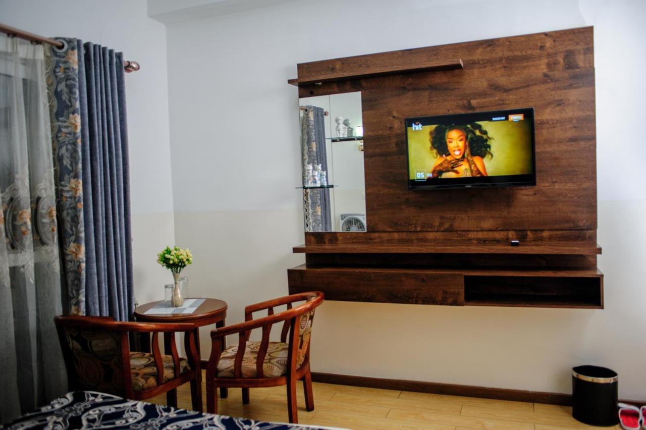 Sky blue hôtel&espace Alasora Ngoại thất bức ảnh
