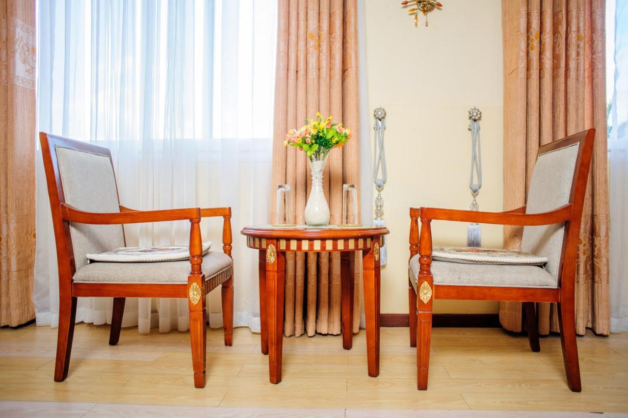 Sky blue hôtel&espace Alasora Ngoại thất bức ảnh