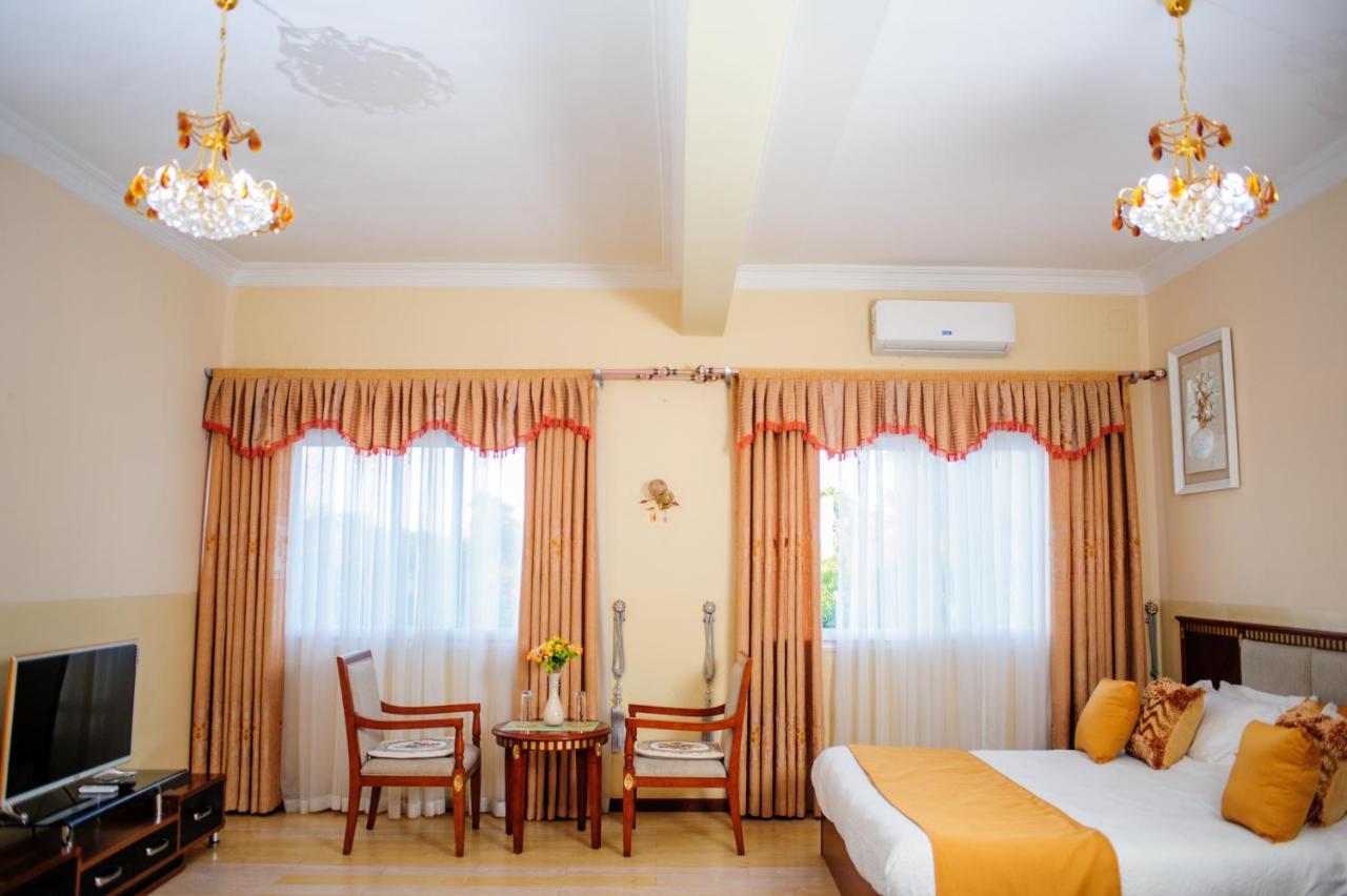 Sky blue hôtel&espace Alasora Ngoại thất bức ảnh