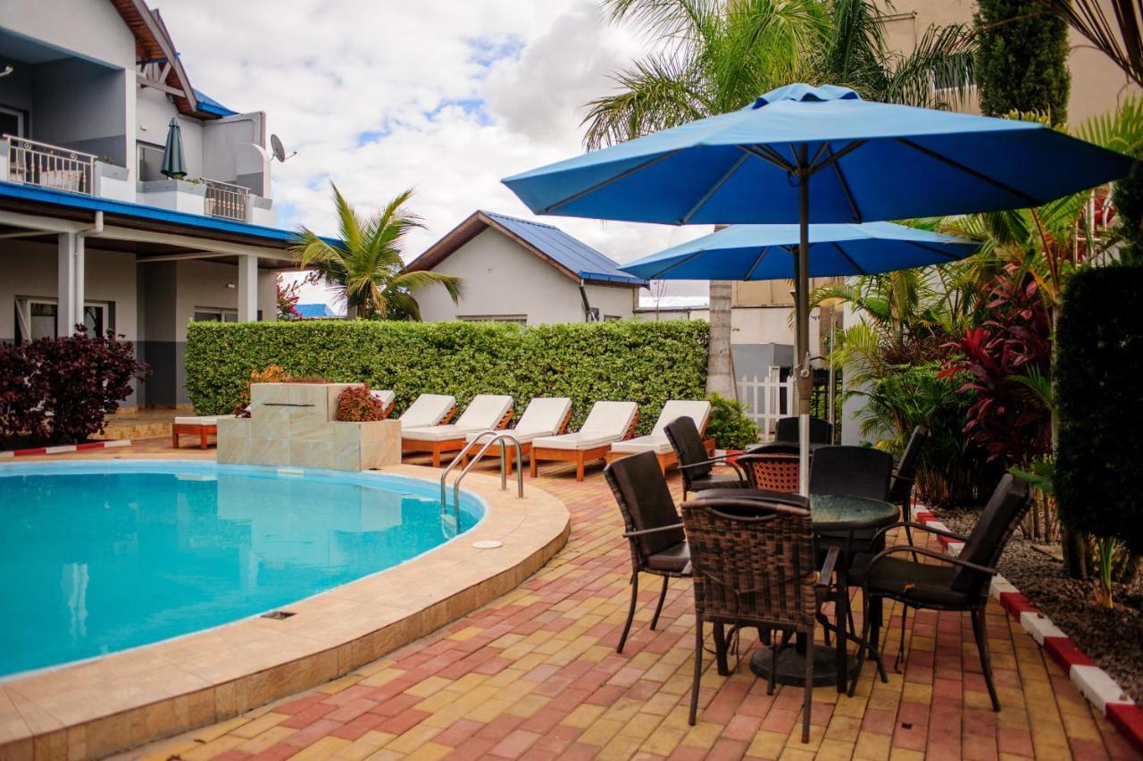 Sky blue hôtel&espace Alasora Ngoại thất bức ảnh