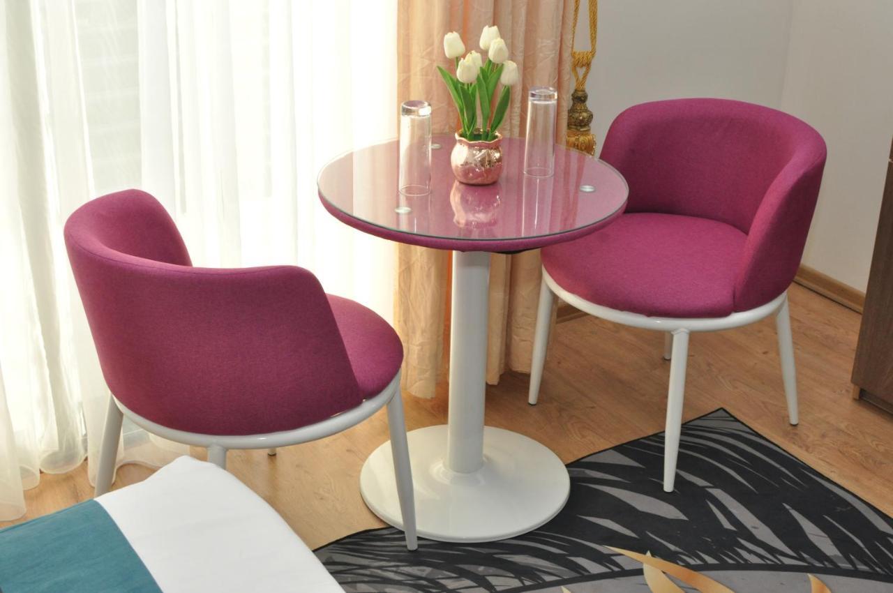 Sky blue hôtel&espace Alasora Ngoại thất bức ảnh