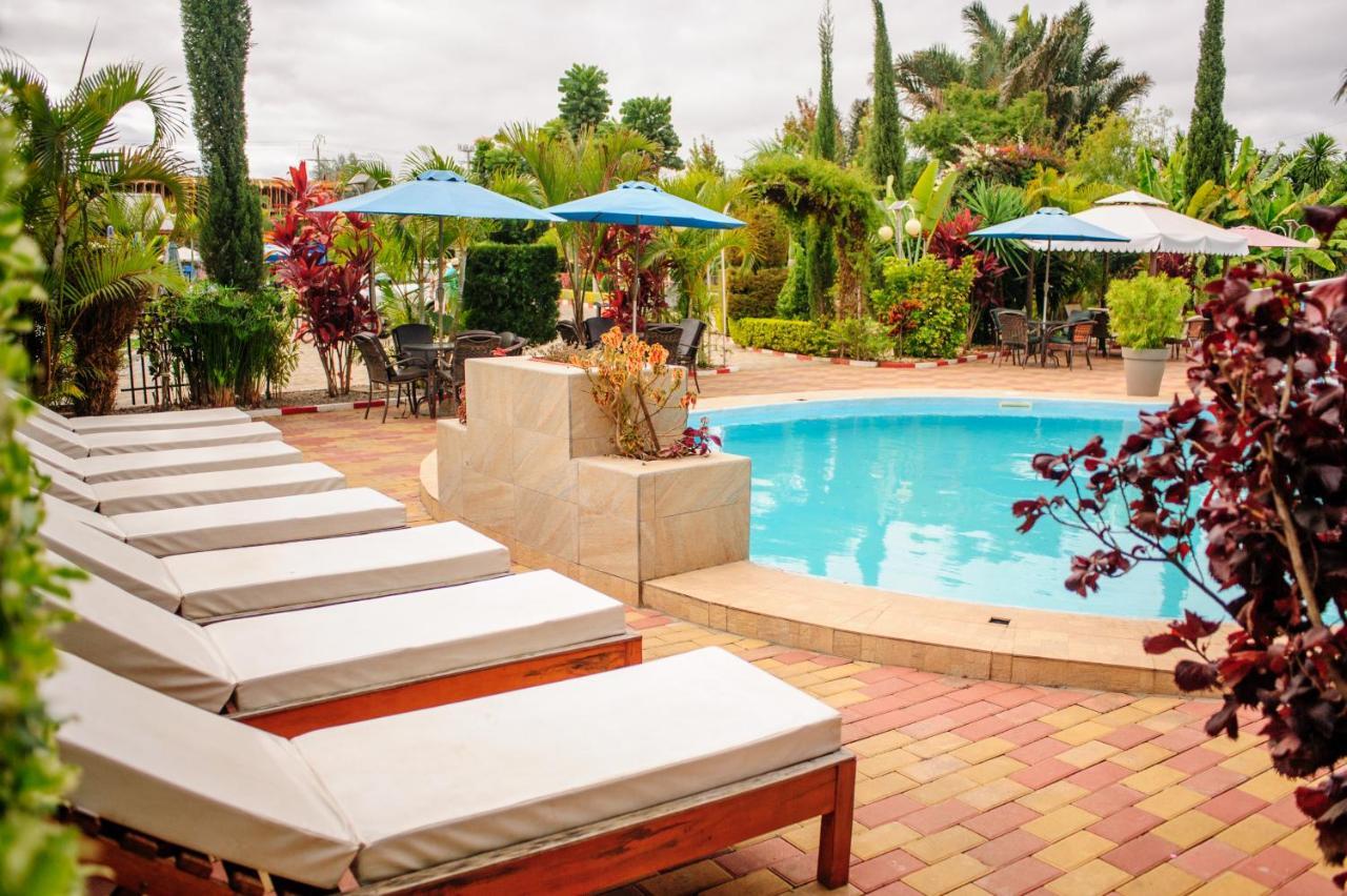 Sky blue hôtel&espace Alasora Ngoại thất bức ảnh