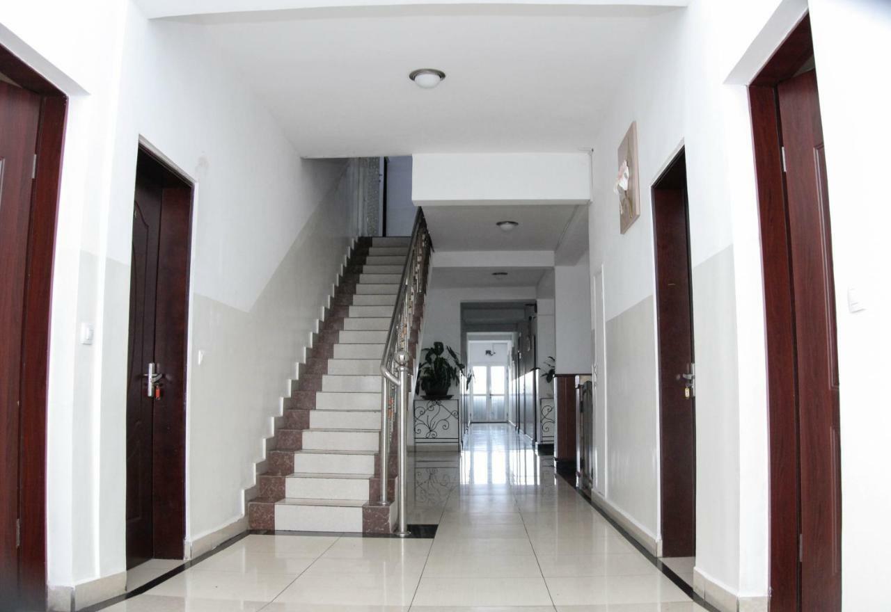 Sky blue hôtel&espace Alasora Ngoại thất bức ảnh